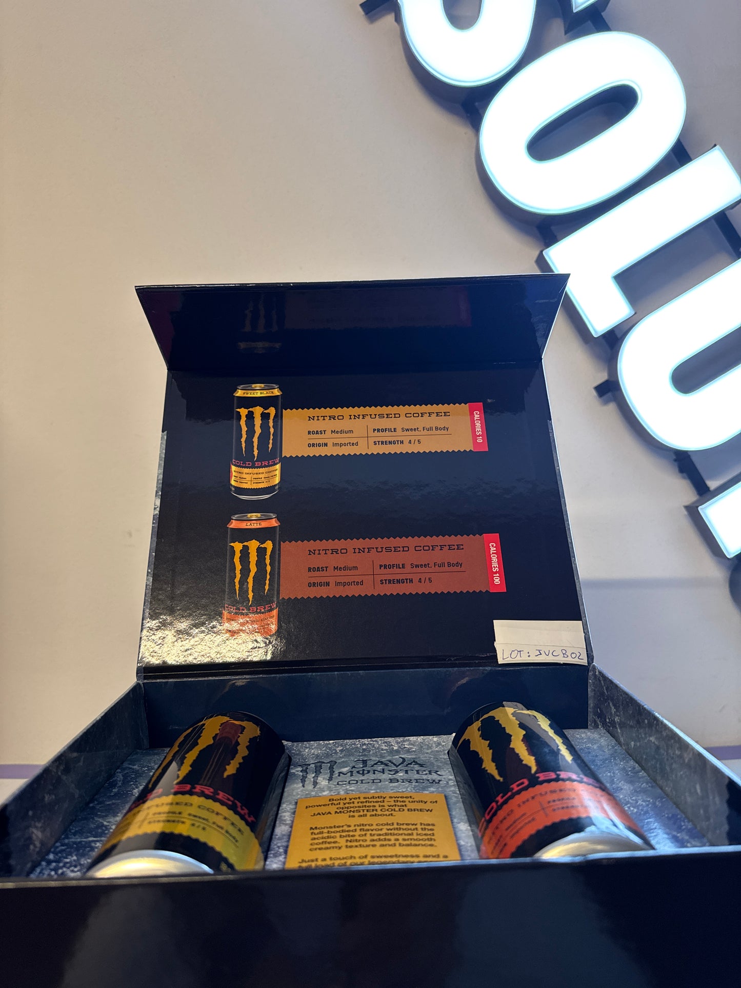 MONSTER ENERGY PROMO BOX: JAVA COLD BREW (JVCB02)