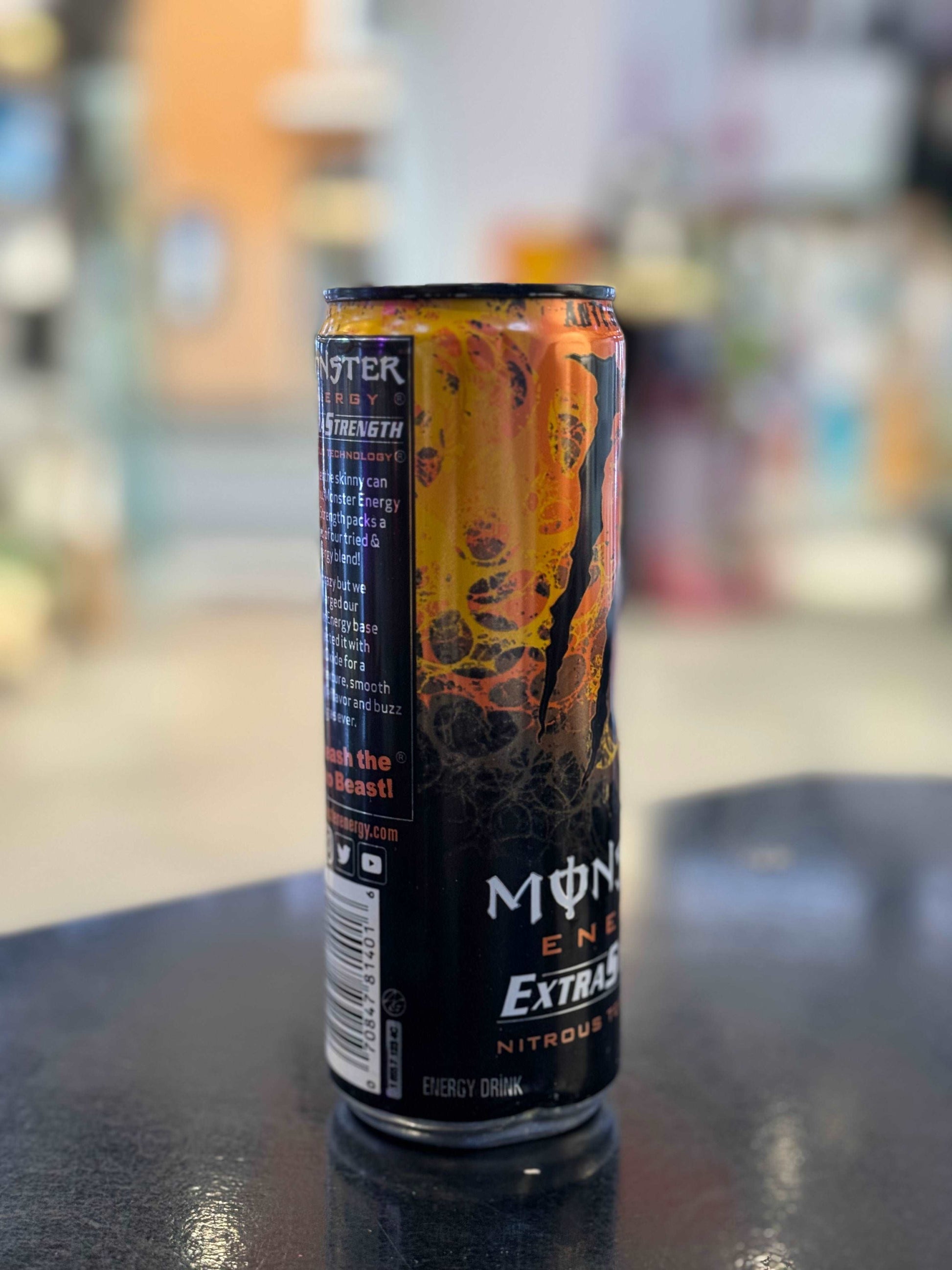 Monster Energy Extra Strength Anti Gravity (USA) [12oz] ( lattina con ammaccatura parte inferiore ) - Energy Drinks