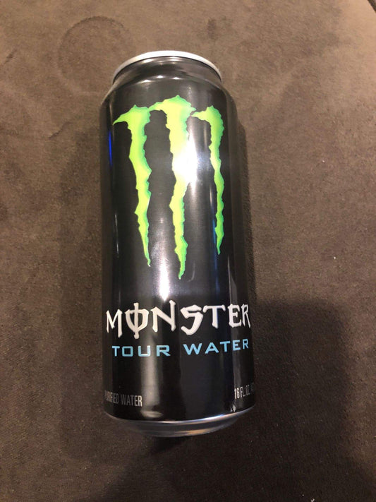 Monster Energy Water Tour 2017 sku: 0717 N ( lattine con molte ammaccature ) rare